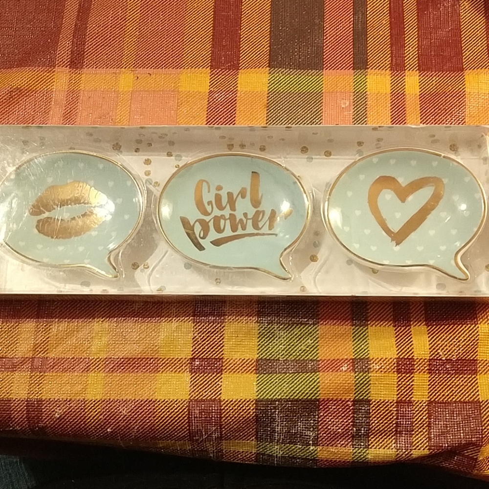 Ceramic jewelry dish set